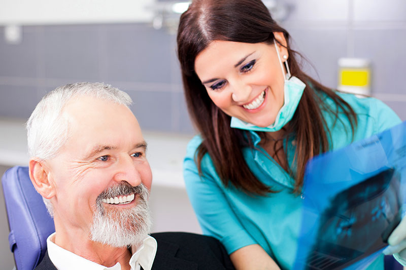 Implant Dentist in Leesburg